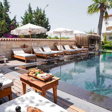 Limonaia Bed & Breakfast Alaçatı