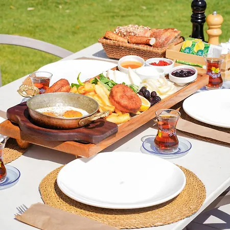Oda ve Kahvaltı Limonaia