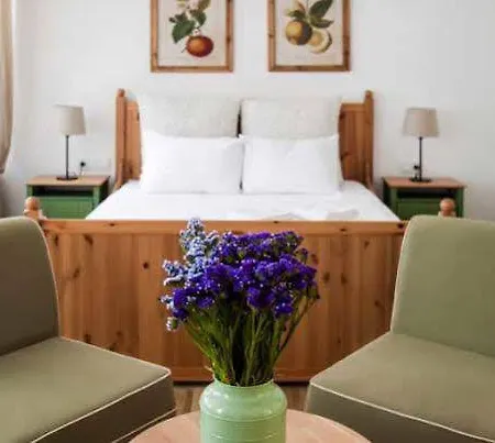 Limonaia Bed & Breakfast Alaçatı