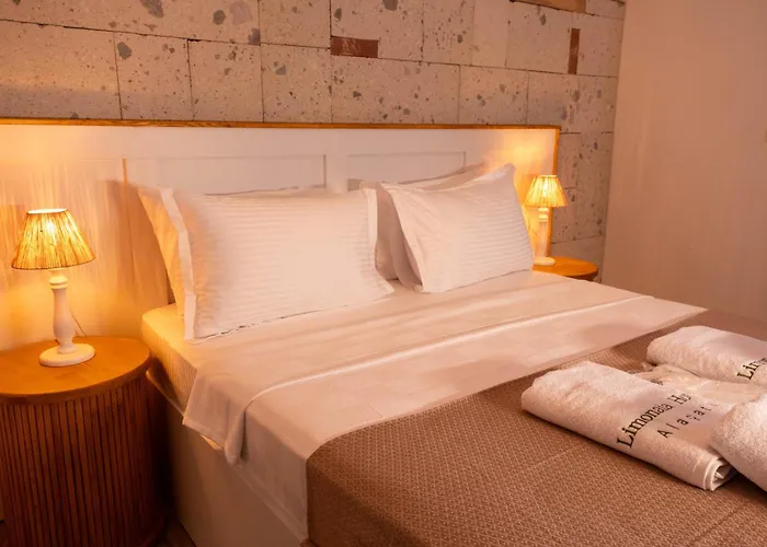 Limonaia 4*
