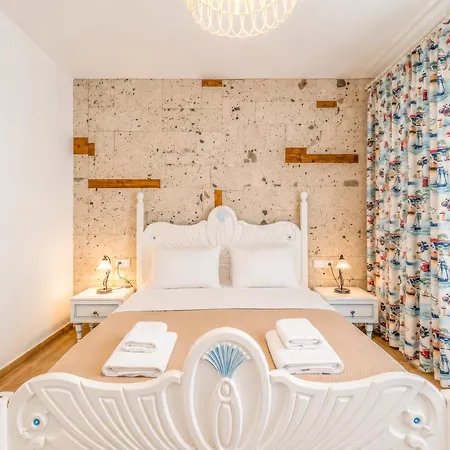 Limonaia 4*