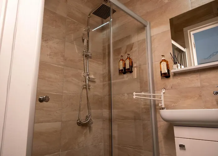 Limonaia Oda ve Kahvaltı Alaçatı