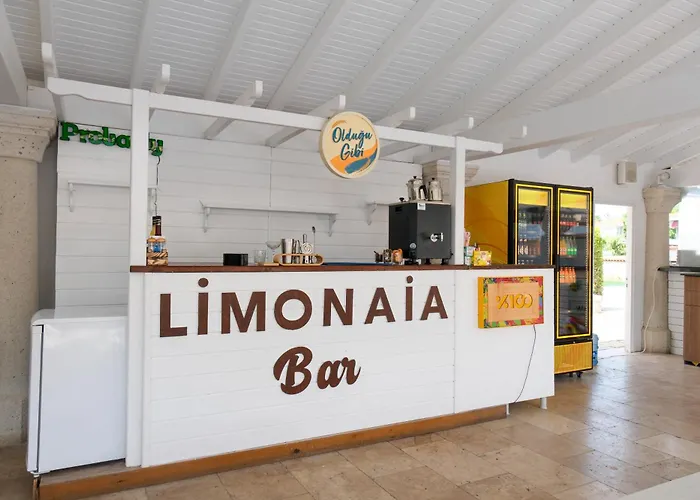 Oda ve Kahvaltı Limonaia 4*