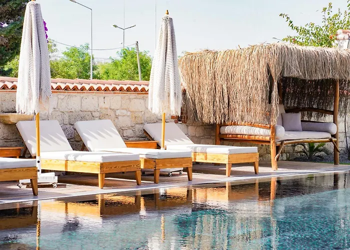 Oda ve Kahvaltı Limonaia Alaçatı