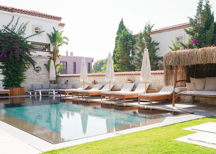 Limonaia Oda ve Kahvaltı 4*