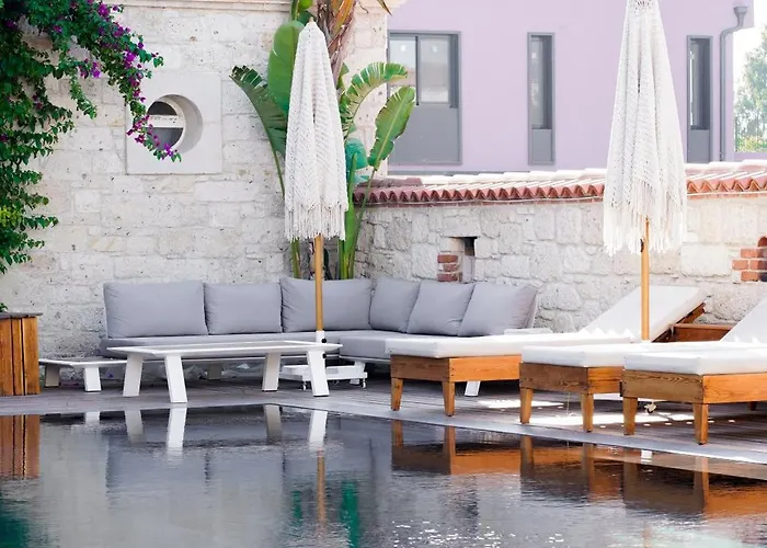 Limonaia Oda ve Kahvaltı