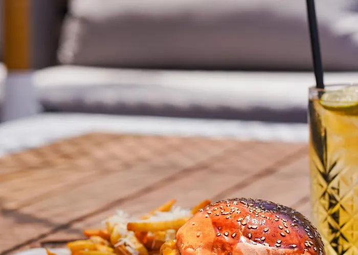 Limonaia Oda ve Kahvaltı Alaçatı